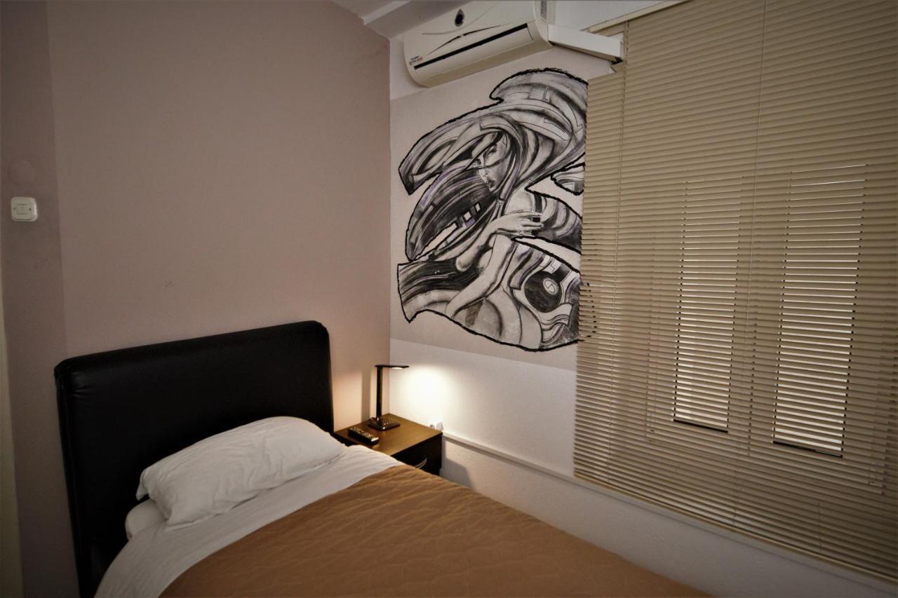 Hotel Ambasador Μπίτολα Εξωτερικό φωτογραφία