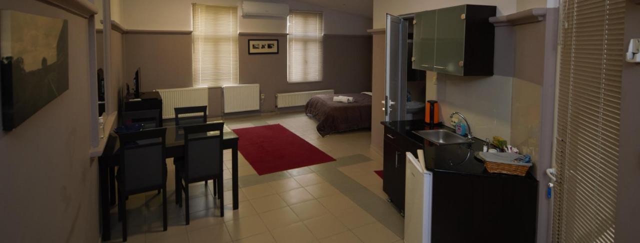 Hotel Ambasador Μπίτολα Εξωτερικό φωτογραφία