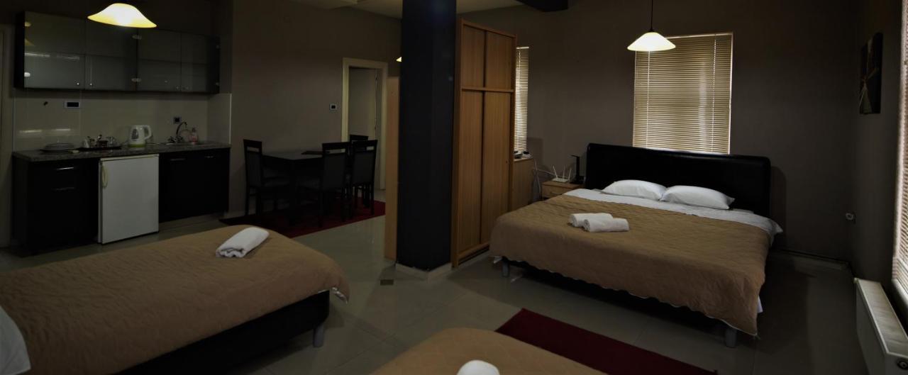 Hotel Ambasador Μπίτολα Εξωτερικό φωτογραφία